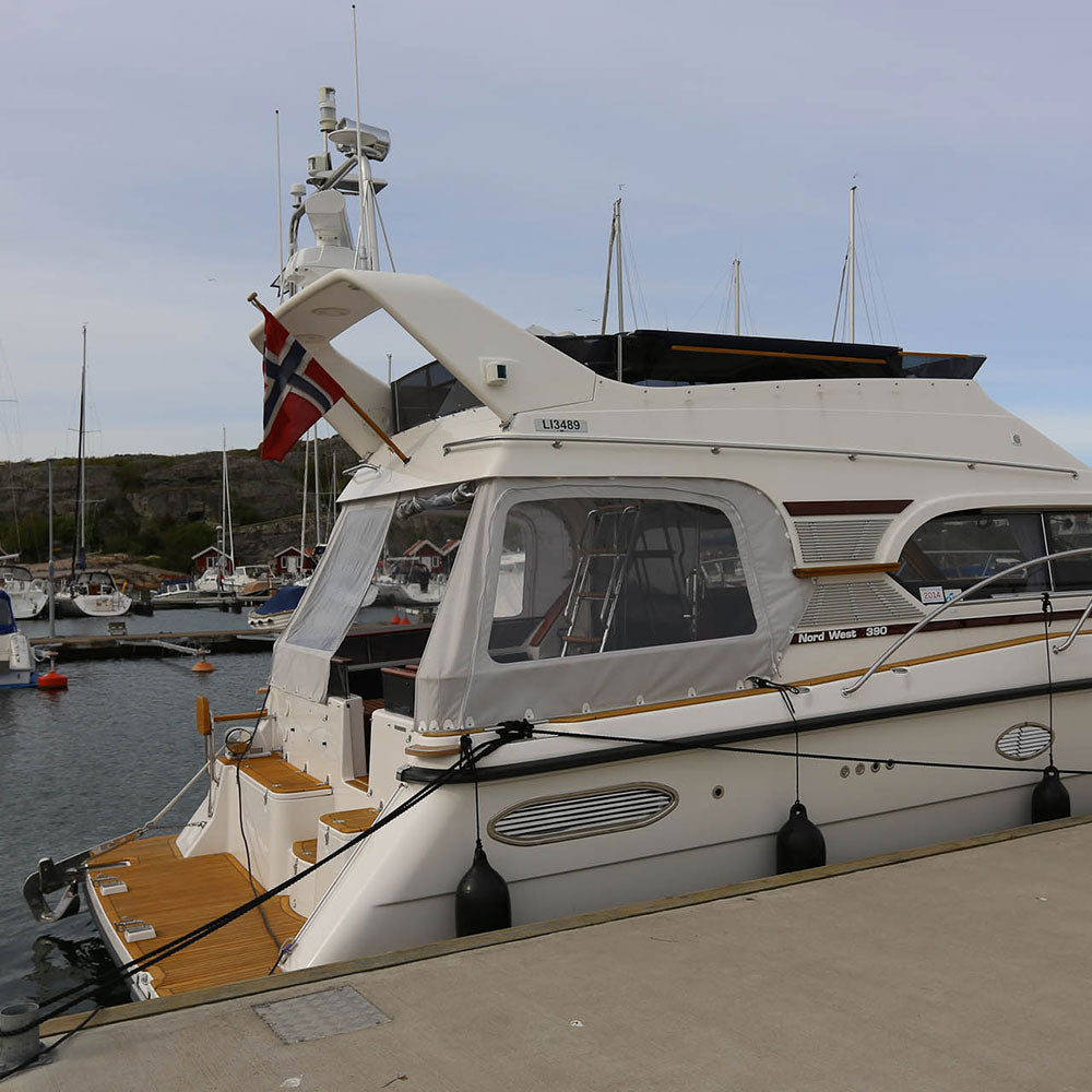 Navlaka kokpita NordWest 390 Flybridge