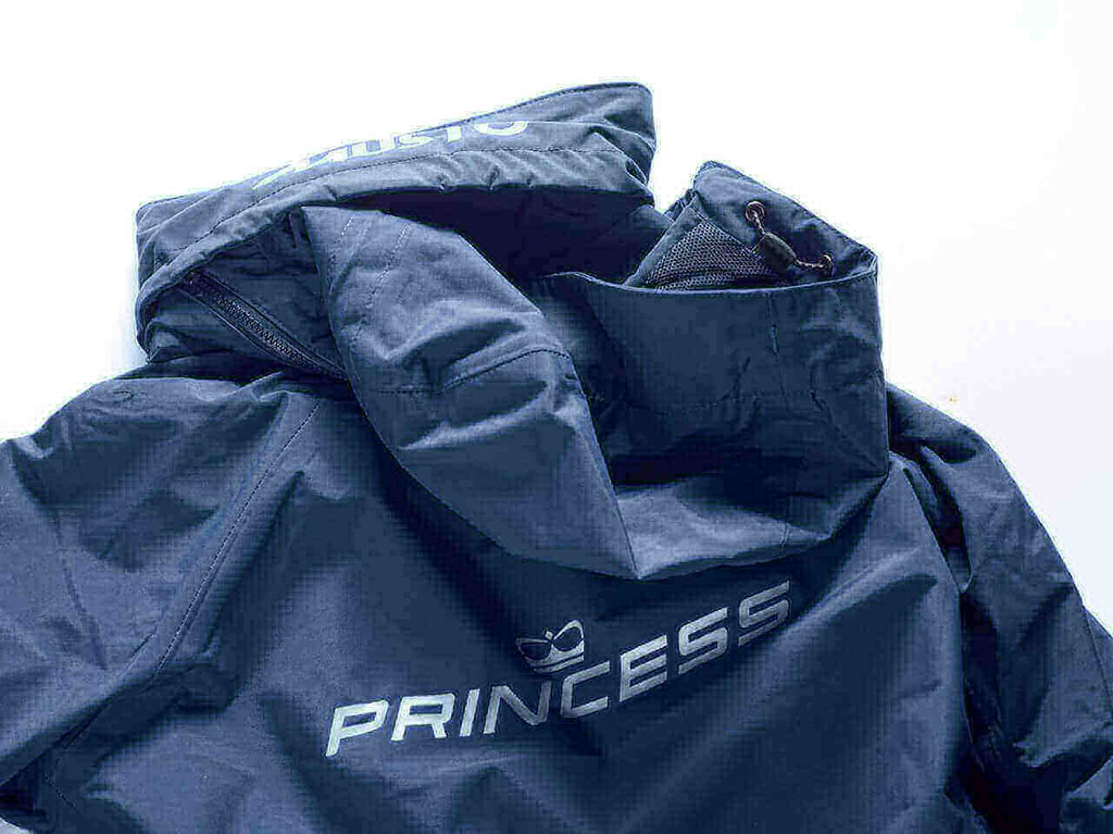 Princess Musto jacka Sardinien, för honom